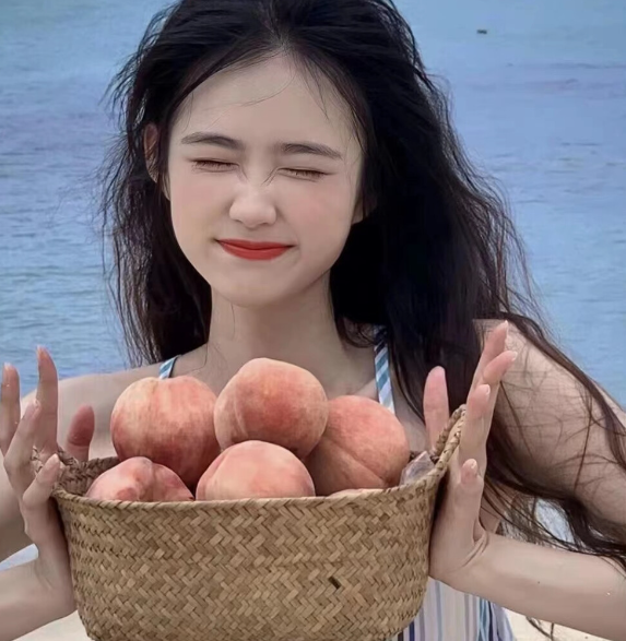 乔木梨花，不知君意