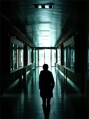 独家偏爱：靳教授请轻轻吻